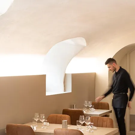 Demeures Et Chateaux - Domaine De Valinches Marols