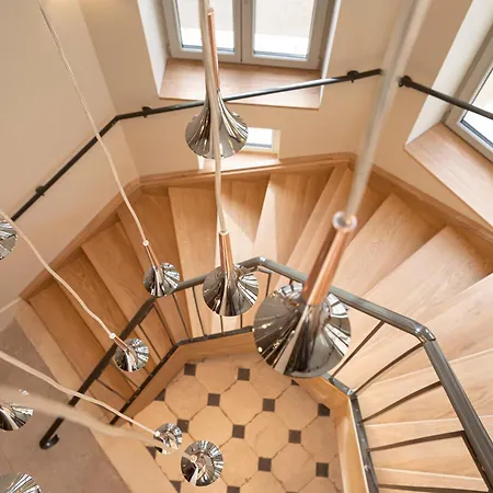 Demeures Et Chateaux - Domaine De Valinches Hotel *