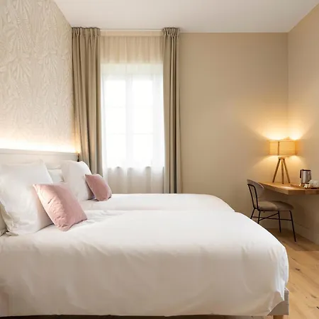 Hotel Demeures Et Chateaux - Domaine De Valinches Marols